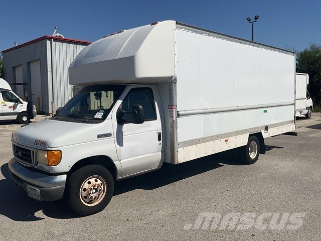 Ford E-350 شاحنات ذات هيكل صندوقي