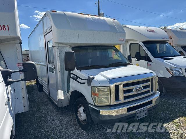 Ford E-350 هيكل صندوقي