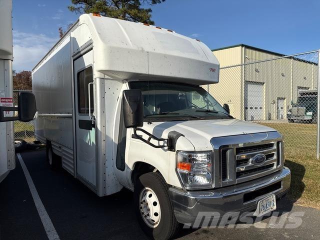 Ford E-350 هيكل صندوقي