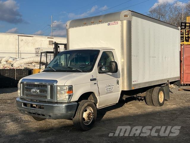 Ford E-350 شاحنات ذات هيكل صندوقي