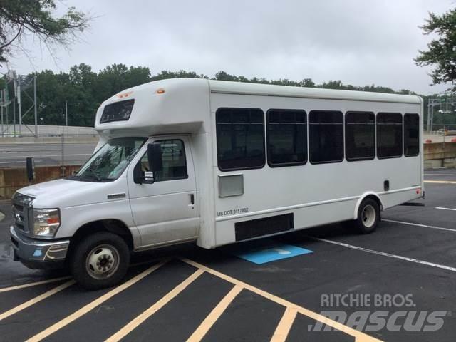 Ford E-450 حافلة صغيرة
