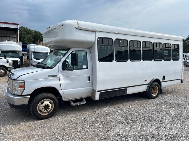 Ford E-450 حافلة صغيرة