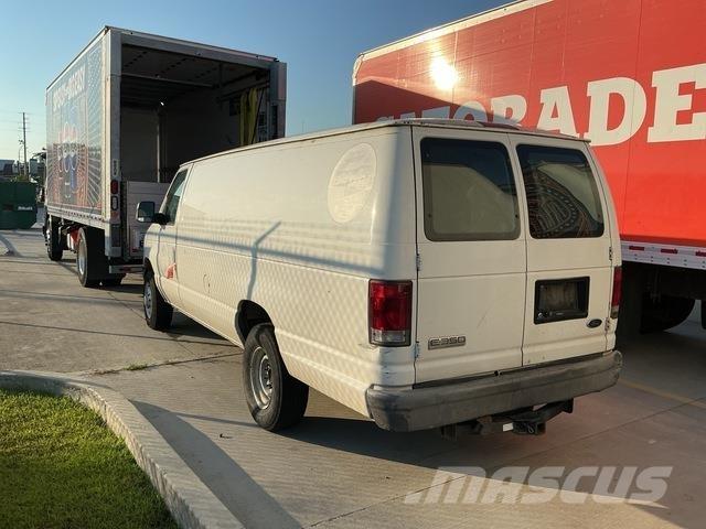 Ford E350 شاحنات ذات هيكل صندوقي