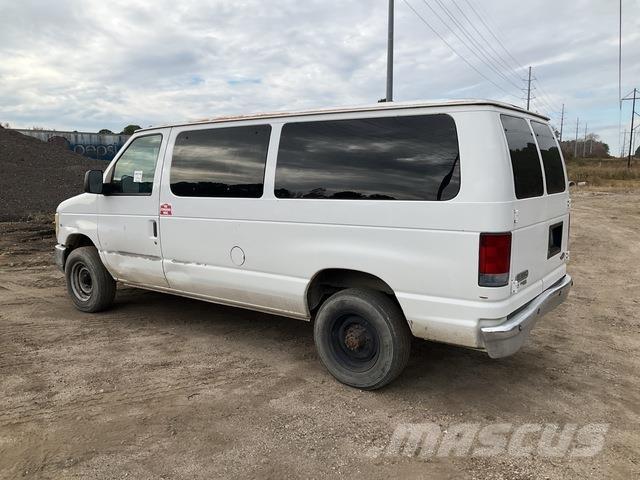 Ford E350 سيارات