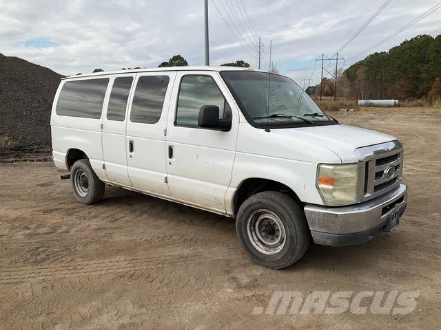 Ford E350 سيارات