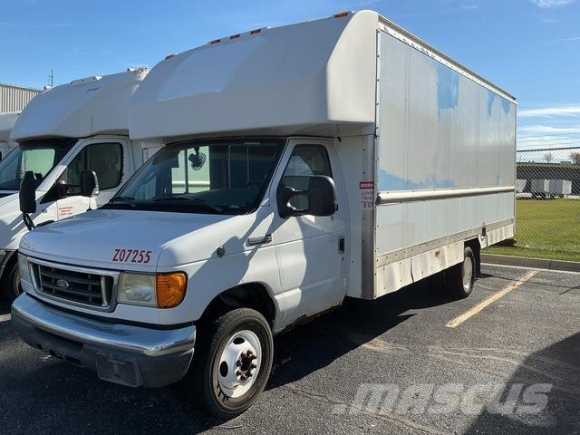 Ford E350 شاحنات ذات هيكل صندوقي