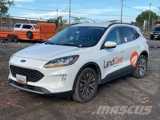 Ford Escape سيارات