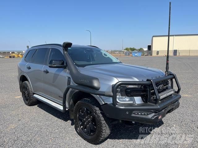 Ford Everest سيارات