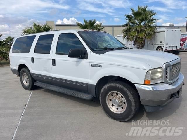 Ford Excursion سيارات