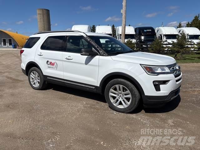 Ford Explorer سيارات