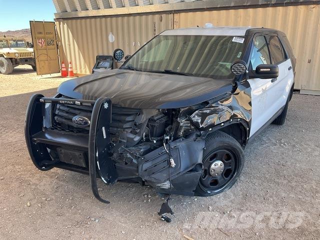 Ford Explorer سيارات