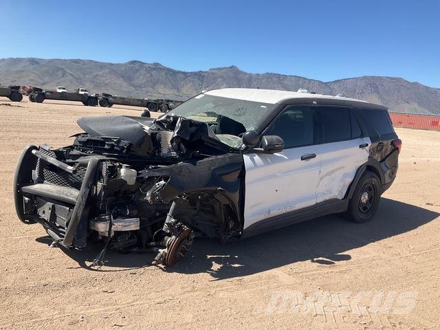 Ford Explorer سيارات