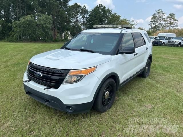 Ford Explorer سيارات