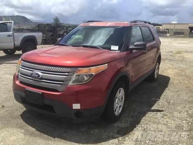 Ford Explorer سيارات