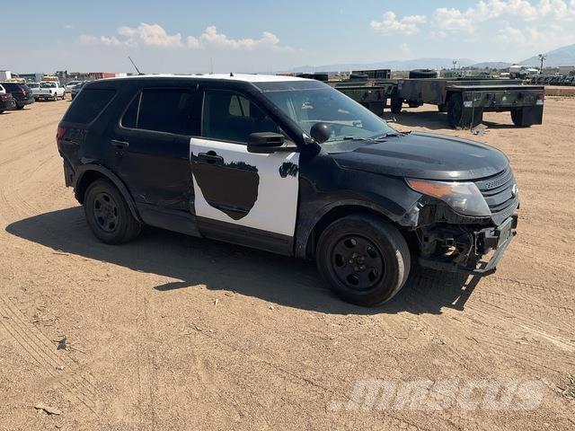 Ford Explorer سيارات