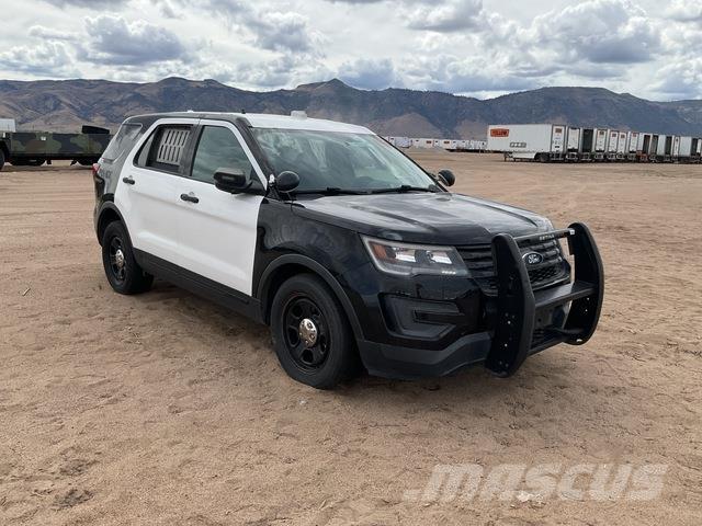 Ford Explorer سيارات