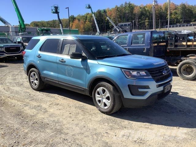 Ford Explorer سيارات