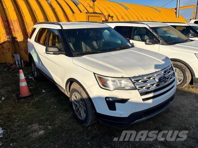Ford Explorer سيارات