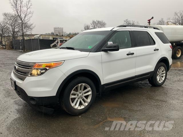 Ford Explorer سيارات