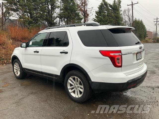 Ford Explorer سيارات