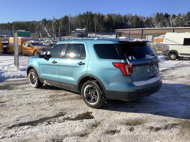 Ford Explorer سيارات