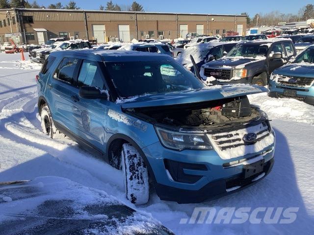 Ford Explorer سيارات