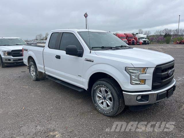 Ford F-150 شاحنات خفيفة/مفصلية الجوانب