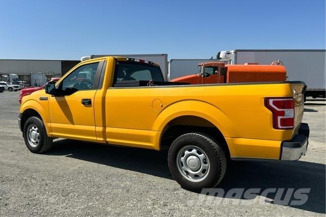 Ford F-150 شاحنات خفيفة/مفصلية الجوانب