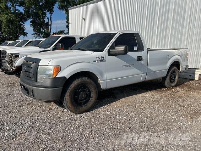 Ford F-150 شاحنات خفيفة/مفصلية الجوانب