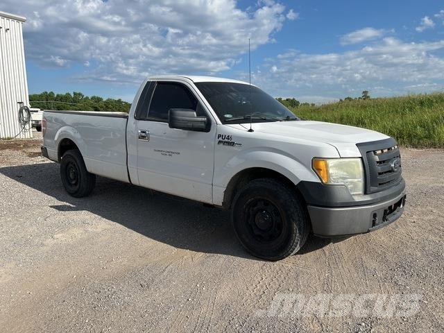Ford F-150 شاحنات خفيفة/مفصلية الجوانب