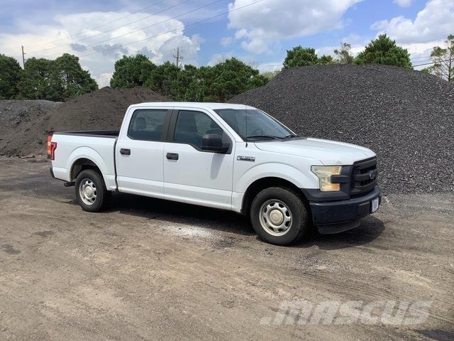Ford F-150 شاحنات خفيفة/مفصلية الجوانب