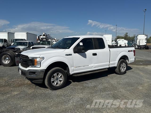 Ford F-150 شاحنات خفيفة/مفصلية الجوانب