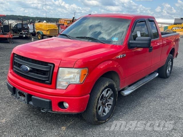 Ford F-150 شاحنات خفيفة/مفصلية الجوانب