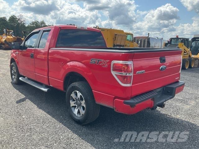 Ford F-150 شاحنات خفيفة/مفصلية الجوانب