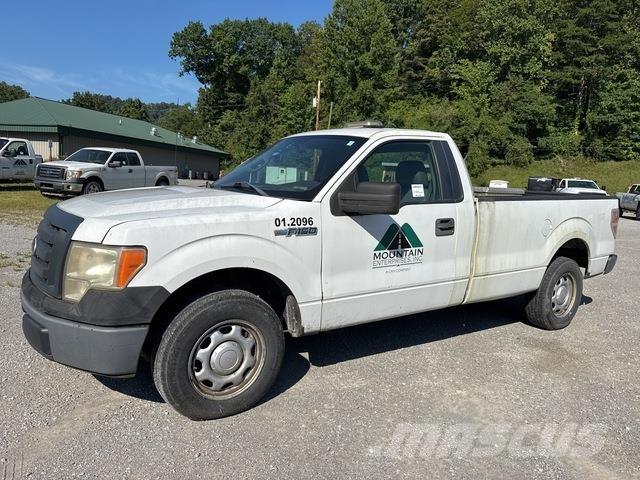 Ford F-150 شاحنات خفيفة/مفصلية الجوانب