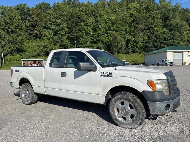 Ford F-150 شاحنات خفيفة/مفصلية الجوانب