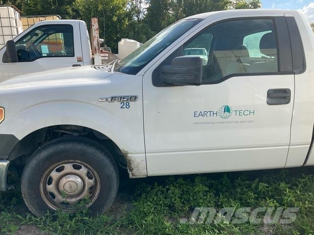 Ford F-150 شاحنات خفيفة/مفصلية الجوانب
