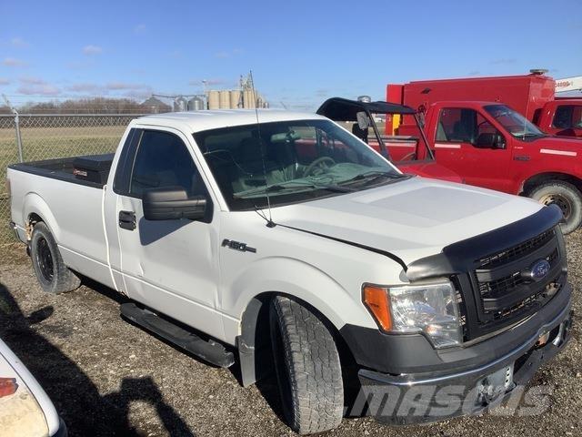 Ford F-150 شاحنات خفيفة/مفصلية الجوانب