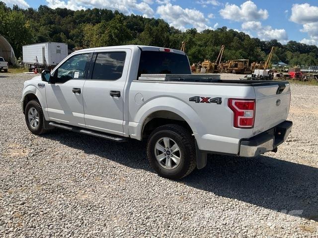 Ford F-150 شاحنات خفيفة/مفصلية الجوانب