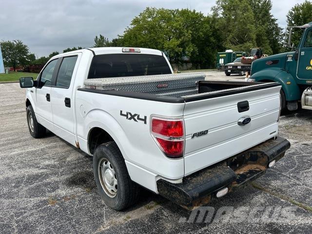 Ford F-150 شاحنات خفيفة/مفصلية الجوانب