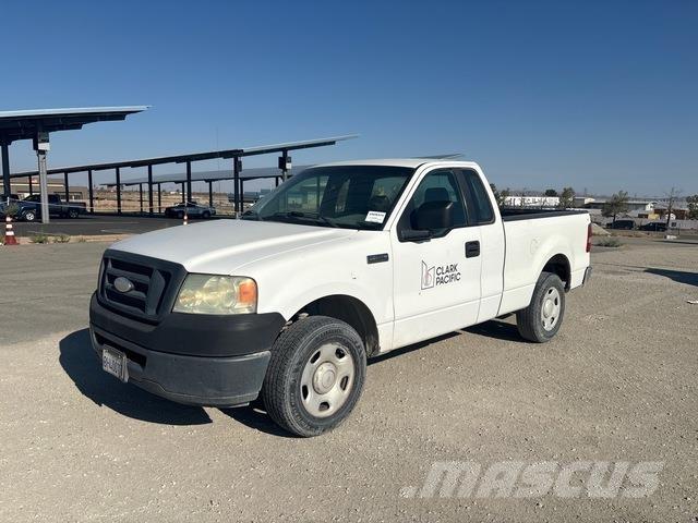 Ford F-150 شاحنات خفيفة/مفصلية الجوانب