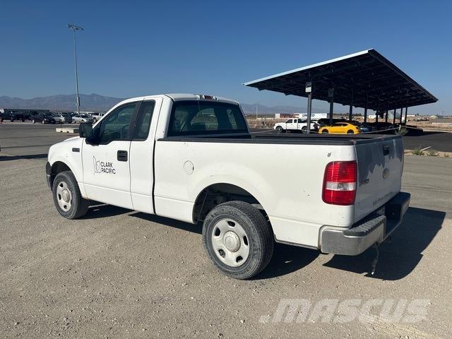 Ford F-150 شاحنات خفيفة/مفصلية الجوانب