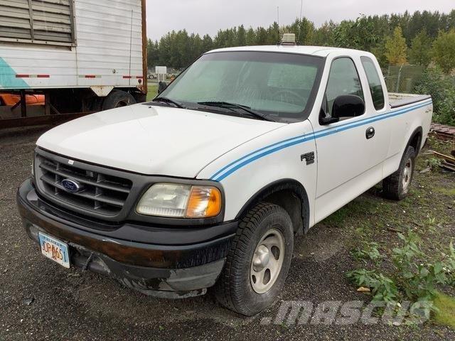Ford F-150 شاحنات خفيفة/مفصلية الجوانب