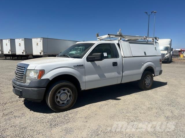 Ford F-150 شاحنات خفيفة/مفصلية الجوانب