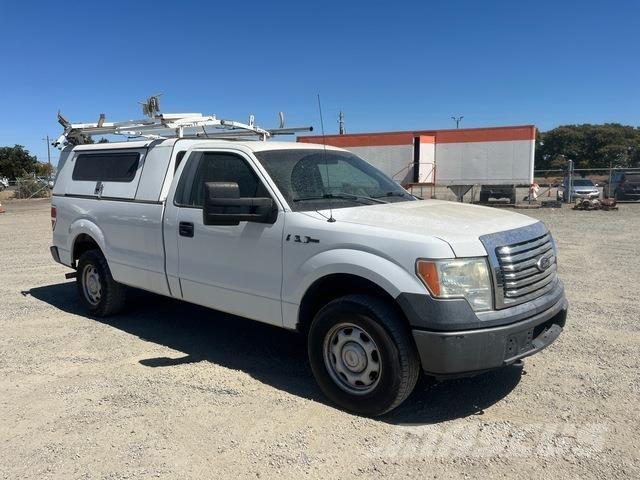 Ford F-150 شاحنات خفيفة/مفصلية الجوانب