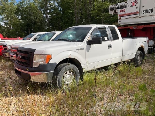 Ford F-150 شاحنات خفيفة/مفصلية الجوانب