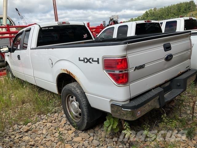 Ford F-150 شاحنات خفيفة/مفصلية الجوانب