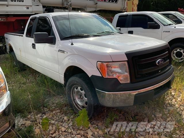 Ford F-150 شاحنات خفيفة/مفصلية الجوانب
