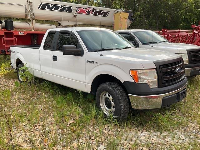 Ford F-150 شاحنات خفيفة/مفصلية الجوانب