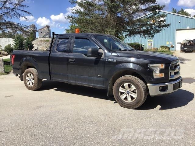 Ford F-150 شاحنات خفيفة/مفصلية الجوانب